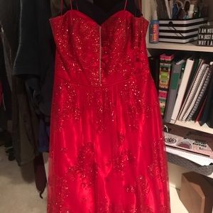 Red prom/evening dress